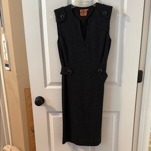 Tory Burch Black/Dark Gray Sleeveless V-Neck Sheath Dress